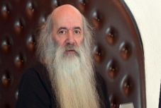 Törökország: az elnököt gúnyoló rajz miatt zárnak el egy grafikust