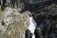 FRISSÍTVE - Kiderült, hogy mi történt az eltűnt amerikai siklórepülőssel