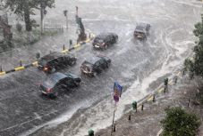 Ezekben az erdélyi megyékben várható felhőszakadások