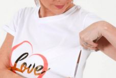 Ez a ruhadarab lesz a szoptatós kismamák kedvence