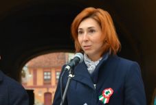 Magyar osztályokat vonnak össze Brassó megyében?