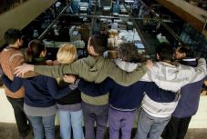 A szolidaritás útjai: argentin visszafoglalt vállalkozások történetébe nyertünk betekintést