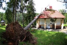 Megrongálódott a viharban Ady Endre egykori otthona, a Boncza-kastély 