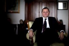 Meglepte a koalíciót az államfő jelöltje a SIE élére