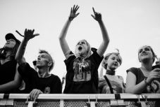 Kihagyhatatlan koncertek az erdélyi fesztiválszezonból – profi fesztiválozókat kérdeztünk