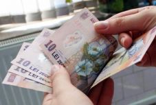 FRISSÍTVE - Szigorítanak a szociális segélyhez való hozzájutás feltételein 