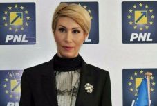 PNL: többpárti megoldás kell a jelenlegi kormánytöbbség helyettesítésére