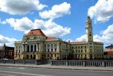 Felújítják a nagyváradi városházát 