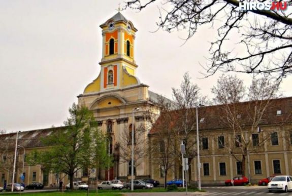 Vádat emeltek egy templomban randalírozó férfi ellen