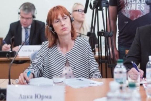 Ideiglenesen Anca Jurma vezeti a korrupcióellenes ügyészséget