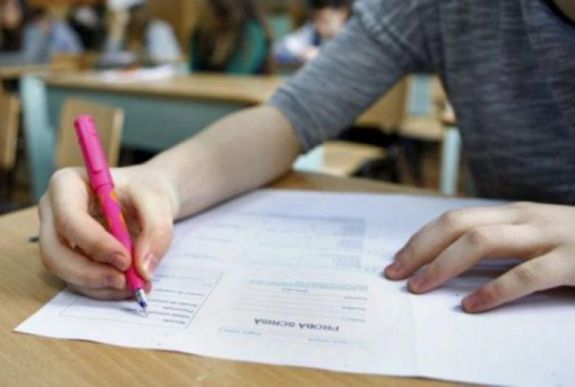 Kezdődik a beiratkozás a pótérettségire