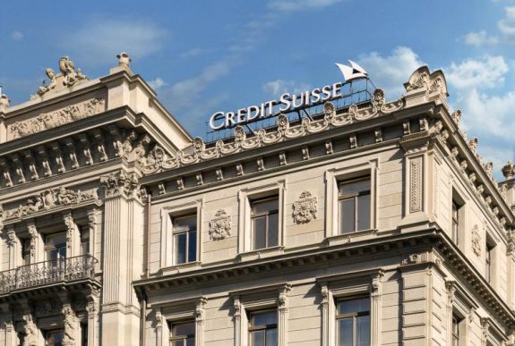 A Credit Suisse az eddig vártnál magasabb olajárral számol