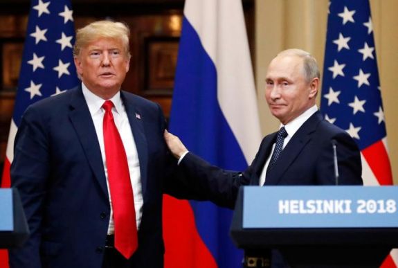 „A konfrontációt választotta a szövetségeseivel szemben” – elemzőt kérdeztünk Trump európai körútjáról