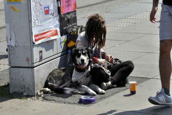 Hazacsábítják a Berlinben élő lengyel hajléktalanokat