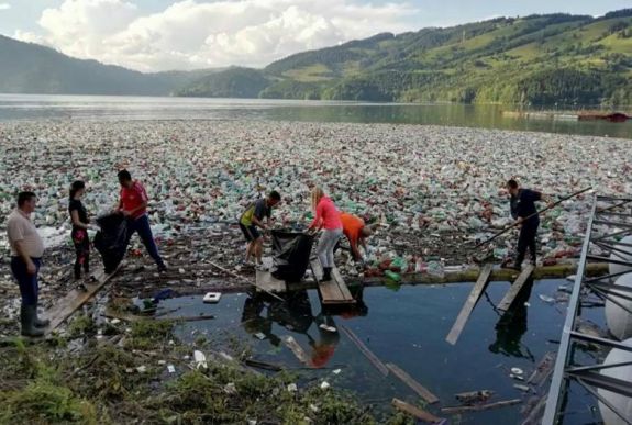 Hatalmas mennyiségű szeméttől szabadult meg Románia legnagyobb víztározója