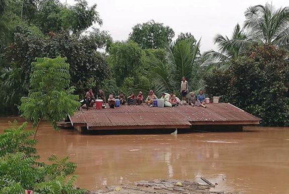 Gát szakadt át Laoszban, több százan eltűntek