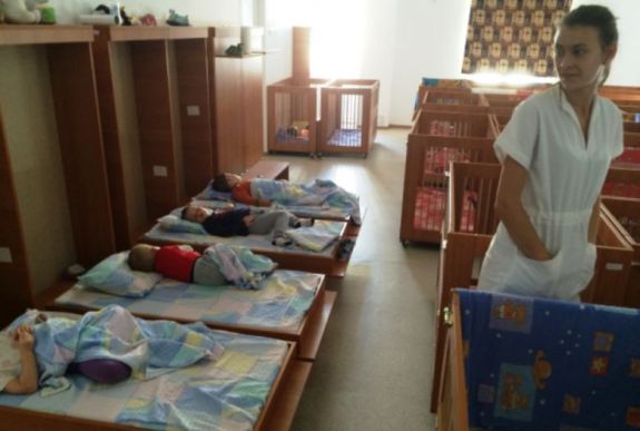 Kihirdette az államfő: 2019 őszétől állami támogatást kapnak a bölcsődék