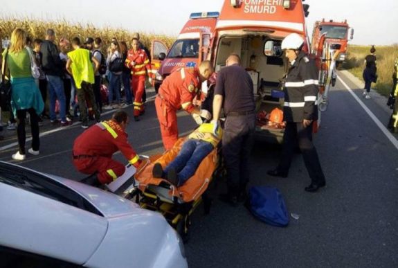 Kisgyermekes házaspár sérült meg súlyosan a balesetben
