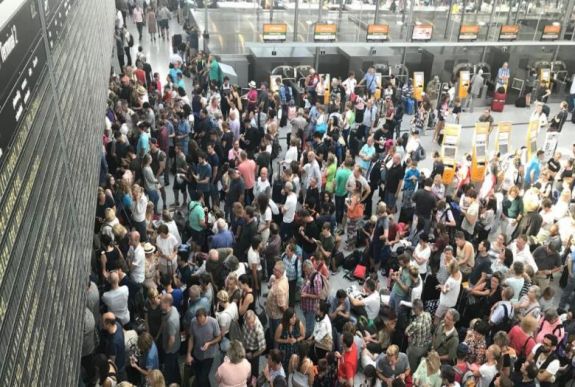 Valami történt a müncheni reptéren, törölték a nagyszebeni járatot