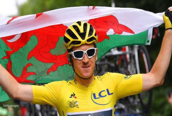 Geraint Thomas Nyerte A 105 Tour De France Kerékpáros Versenyt