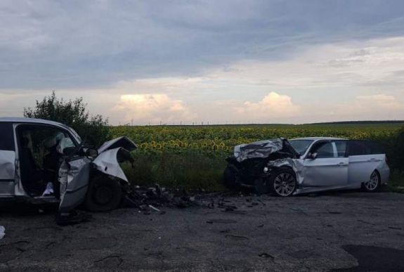 Fiatal pár halt meg egy brutális autóbalesetben