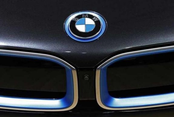 Egymilliárd eurós beruházás: BMW-gyár épül Debrecenben
