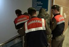 Ismét több tucat katona ellen adtak ki elfogatóparancsot Törökországban