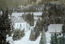 Borszéken indul a Kárpát-medence fürdőhelyeinek aranykoráról szóló fotókiállítás-sorozat