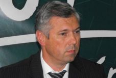 Megbírságolták Péter Ferencet a székely zászló miatt