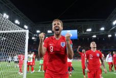 2018-as foci-vb: tizenegyespárbajt nyerve a legjobb nyolc között Anglia