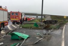 Újabb durva buszbaleset történt, rengeteg a sérült