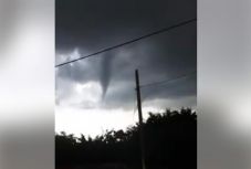 Kettős tornádót filmeztek kedden Romániában