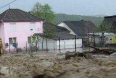 Három személy vízbe fulladt a Tulcea megyei áradásban