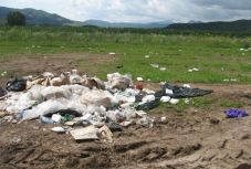 FRISSÍTVE - Áll a szemét a Double Rise fesztivál helyszínén, a helyiek dühösek