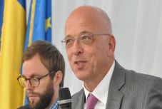 Német nagykövet: nálunk is büntetik a hivatali visszaélését