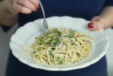 Készítsen fehérboros spagettit