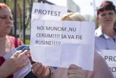 Nem kizárt, hogy ismét „csökkenteni” kell az összes fizetést