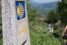 Hamis útjelzésekkel próbálják elterelni a zarándokokat Spanyolországban