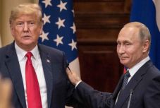 Trump már egyenesen Putyint hibáztatja a választási befolyásért