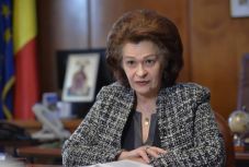 Nyári házi feladatot kaptak a bírák a legfelsőbb bíróság elnökétől