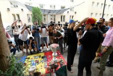 Ráküldték a rendőrséget az érmeit kiteregető Marian Drăgulescura  