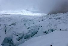 Vihar akasztotta meg Klein Dávid és Suhajda Szilárd csúcsmászási kísérletét