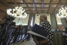 Szemfényvesztés Viorica Dăncilă kormányfő gazdasági sikerpropagandája