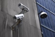  Arcfelismerő rendszert tesztelnek Nagy-Britanniában