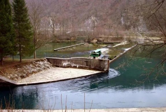 Bosznia: felrobbant egy vízerőmű turbinája, hárman meghaltak