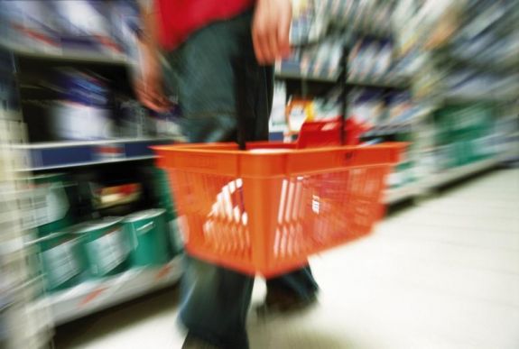 Az első fél évben 6,5 százalékkal nőtt a kiskereskedelmi forgalom