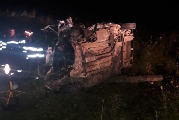 Apa és lánya meghalt, hat sérültje is van a brutális balesetnek