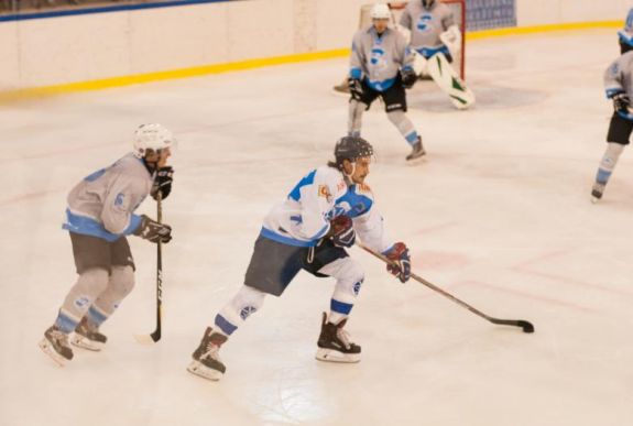 Jégkorong: a bajnok Sportklub ellen mutatkozott be a Sapientia U23