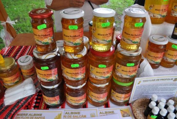 Bár jelentős méztermelő ország vagyunk, nekünk mégis az olcsó importméz jut