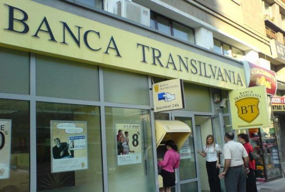 Minden idők legnagyobb nyereségét hozhatja össze a hazai bankszektor idén
